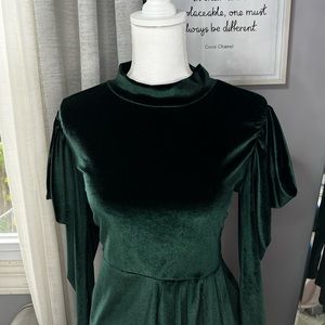 Emerald Green Velvet High Neck Bodycon